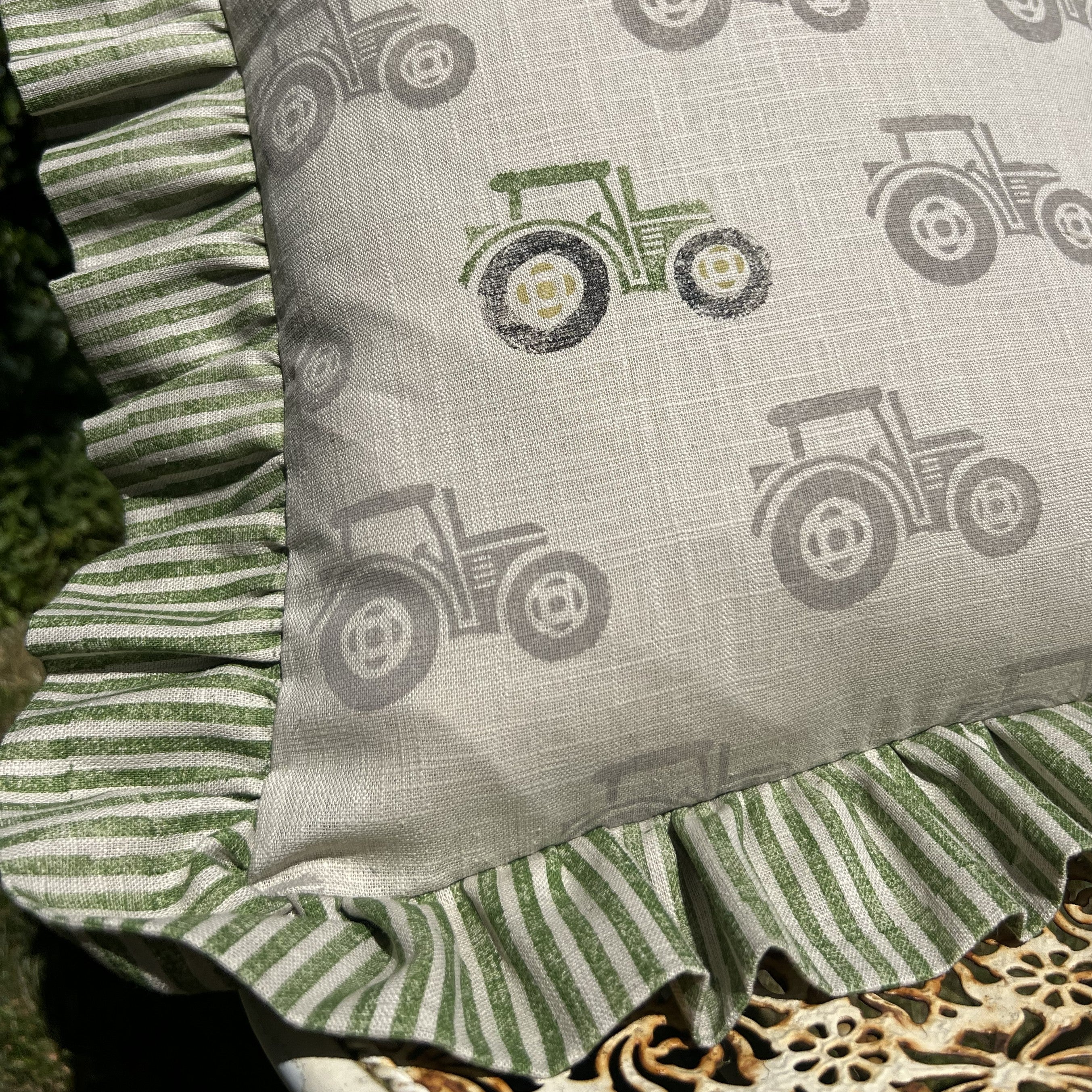 The Classic Tractor Cushion