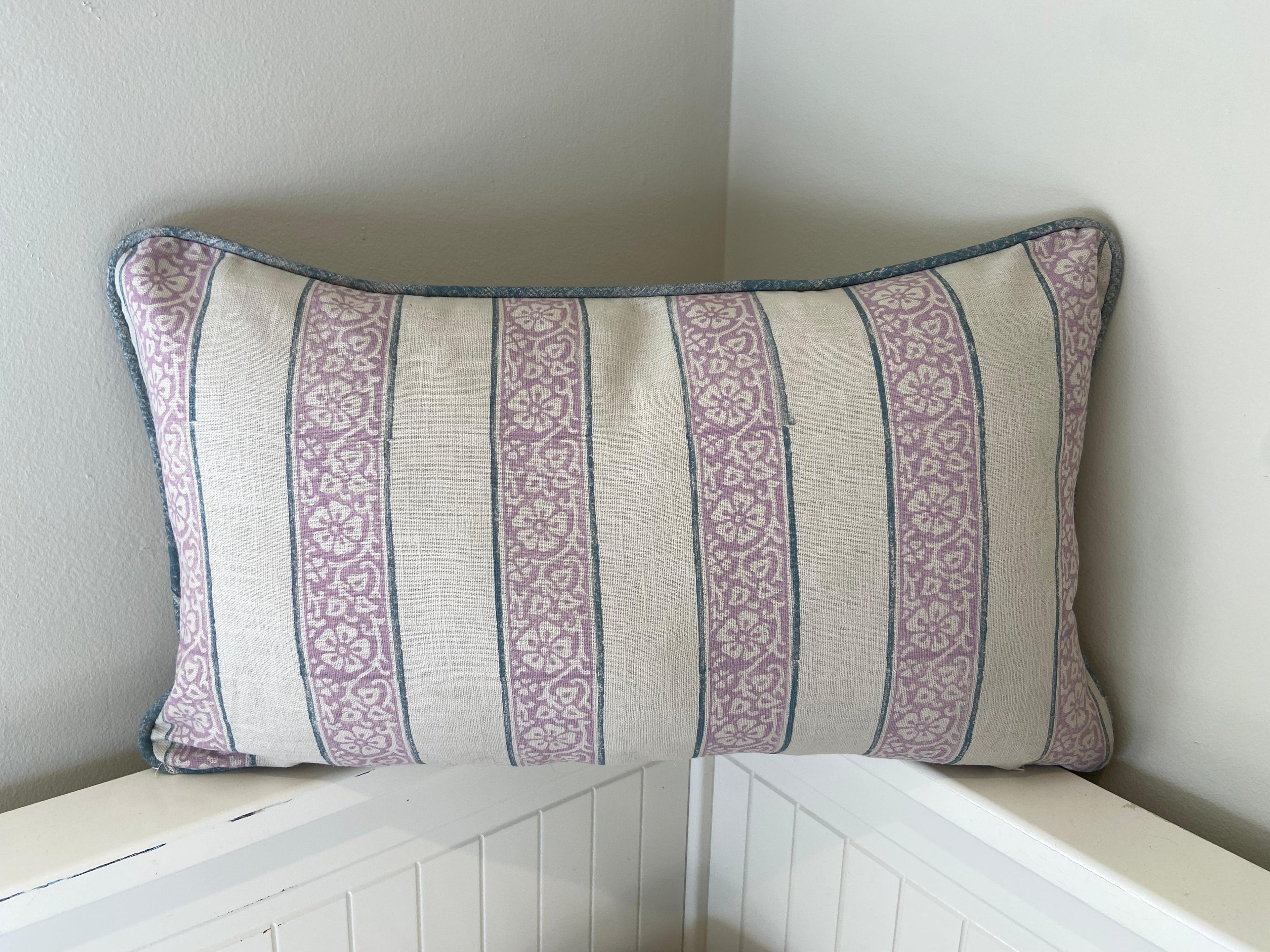 The Vines Land Rover Cushion