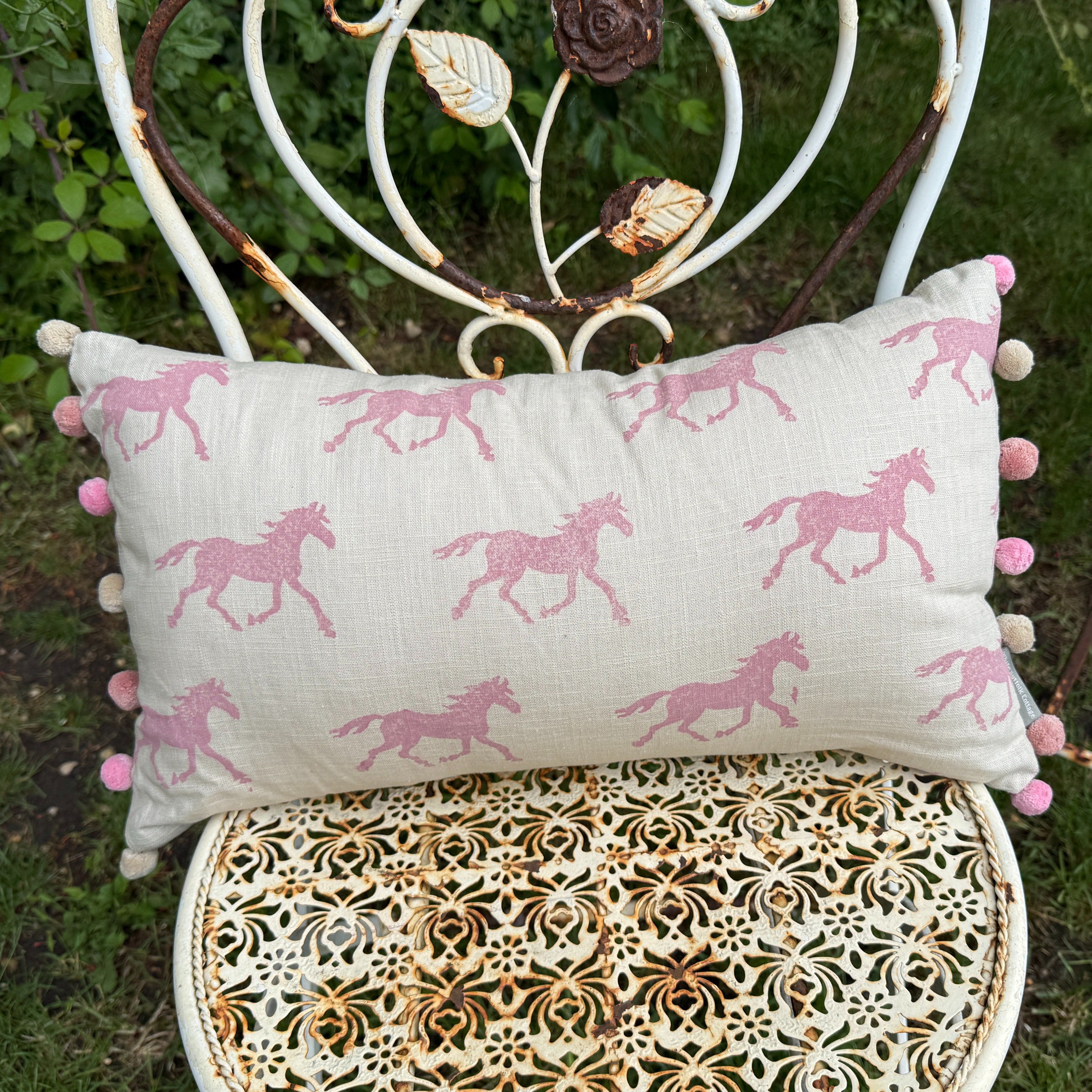 Trotting Pony - Pink Pom Poms